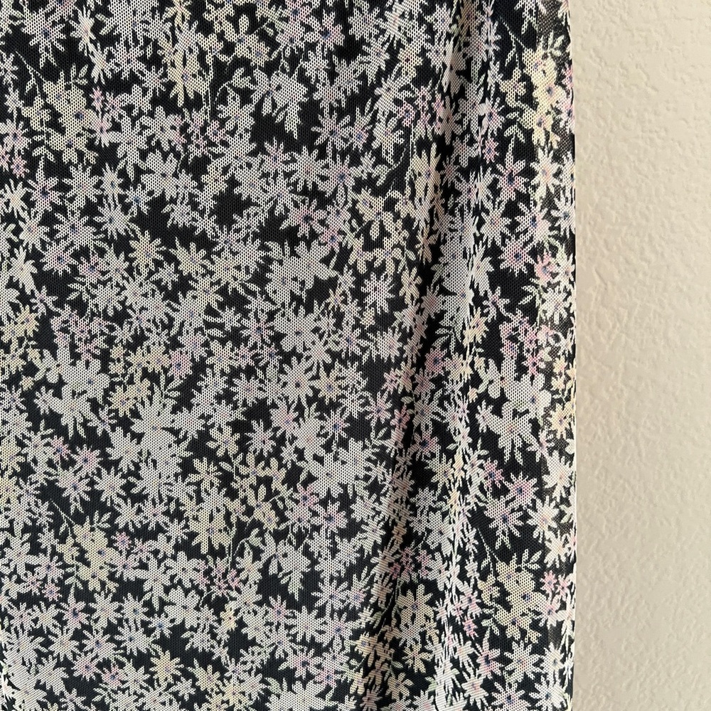 American Eagle Outfitters Black Floral Midi Skirt - Picture 3 of 3